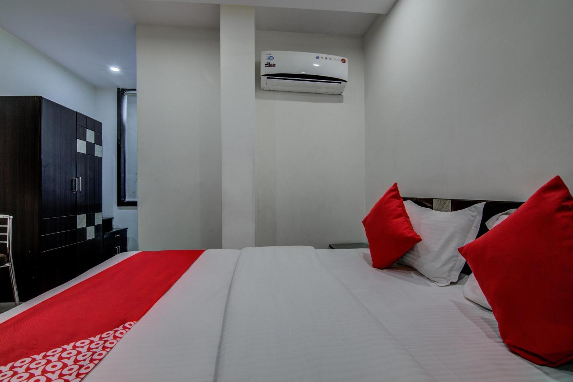 Hotel O Vb Grand Visakhapatnam Exterior foto